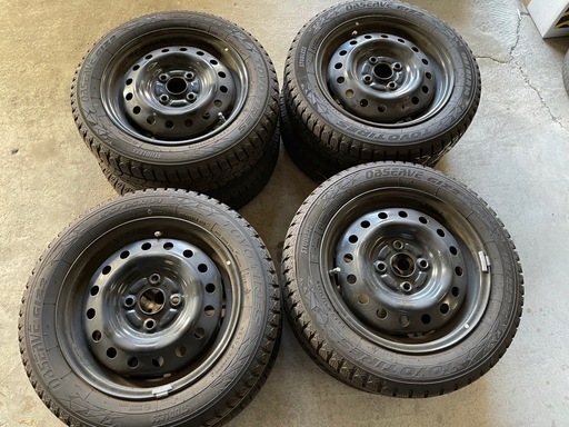 4本セット 日本製スタッドレス TOYOタイヤ 軽自動車全般 2022年製 冬タイヤ