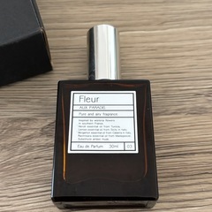 AUX PARADIS Fleur オードパルファム 30mlの画像