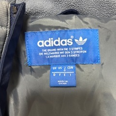 adidasフード付き　ダウンジャケット　メンズMサイズ相当の画像