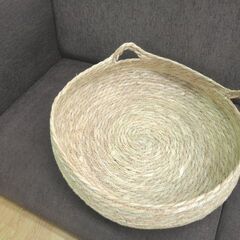 未使用 わら編み猫バスケット 猫ベッド ソフトクッション付き 子猫ベッド 猫 小型犬用 ペット用品 西岡店の画像