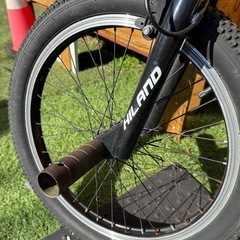  HILAND ハイランド BMXバイク 20インチ BMX自転車 スタントアクション 初心者に最適 高炭素鋼フレーム トライアルバイク ホワイトの画像