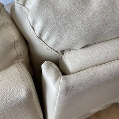 【ニトリ】電動リクライニングソファ 3人掛け 本革 アイボリー 中央テーブル付き（旧型）の画像