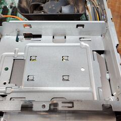 DELL Inspiron 3250 の画像