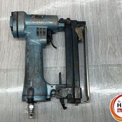 【中古】日立 25mm ベビタッカ 現状品(おさえながらじゃないと打てません)【ハンズクラフト沖縄豊見城店】の画像