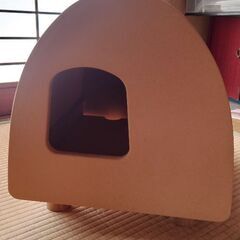 猫あるいは小型犬のハウスの画像