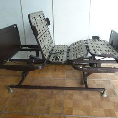 【中古】フランスベッド 3モーター 電動ベッド シングル リハテック RE02F 低床 280〜615mm リモコン 簡単操作 介護の画像