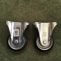 未使用　キャスター2個　直径100mmの画像