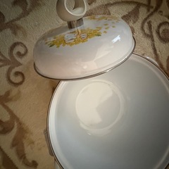 キティーちゃんの両手鍋の画像