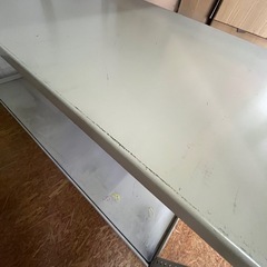 大型スチール棚の画像