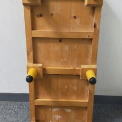 △ 木製踏み台 踏台 玄関踏台 木製 全体的に深いキズ、破損あり 現状渡しの画像