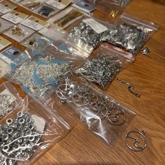 アクセサリーパーツ　まとめ売りの画像