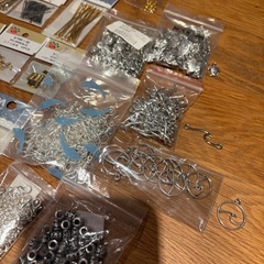 アクセサリーパーツ　まとめ売りの画像