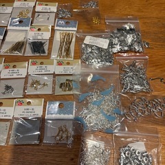 アクセサリーパーツ　まとめ売りの画像