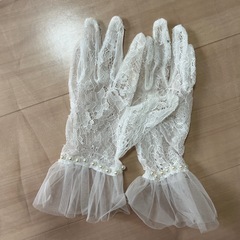 ウェディングベール　ショート手袋の画像