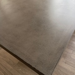 ダイニングテーブルの画像