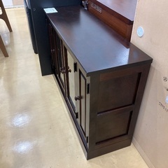 【軽トラック貸出サービス有】北海道民芸家具　サイドボード　４枚扉　ブラウンの画像