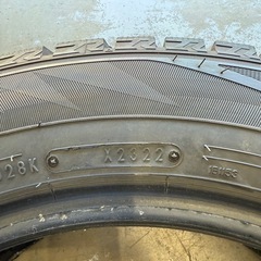 スタッドレスタイヤ4本(中古品)の画像