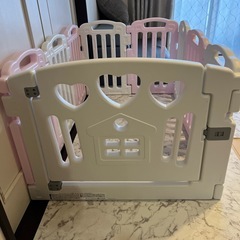 ベビーサークル ベビーゲートの画像