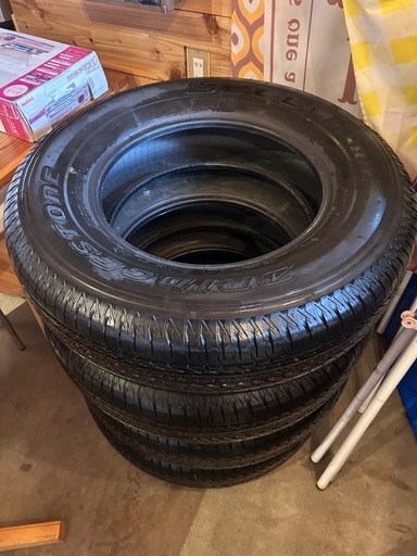 25/11/25納車ジムニーノマド新車外しタイヤ4本