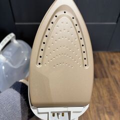 美品 東芝 TOSHIBA コードレススチームアイロン TA-FV51の画像