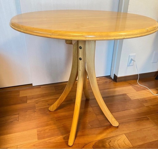 丸テーブルマルニ