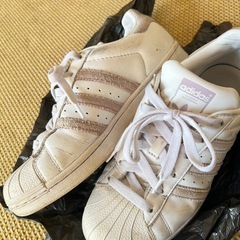 【無料】【女性限定引き渡し】adidasスニーカー＆ZARAスニーカーの画像