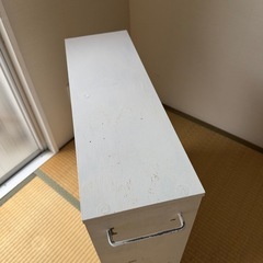 アンティーク風引き出し収納の画像