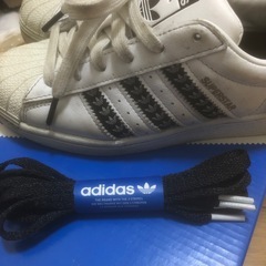 スニーカーの画像