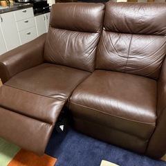 ◎ブラックフライデーセール  ニトリ電動ソファー 合皮ブラウン
の画像
