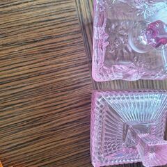 ミニキャンディー入れと、スープパスタ3個の画像