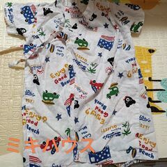 ベビー50〜60サイズ　短肌着5枚 長肌着9枚  西松屋　長肌着1枚だけミキハウス 写真は長肌着のみ　詰め合わせの画像