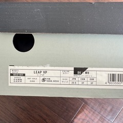 VICTAS サイズ23.5 卓球シューズの画像