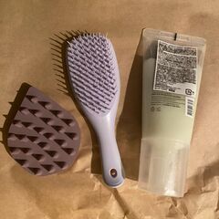 ETVOS　TANGLE TEEZER　AROMATICAローズマリースクラブの画像