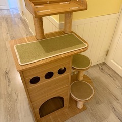 木製キャットタワー
の画像