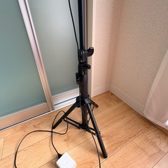 リングライト　スマホスタンドあり　の画像