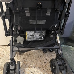 combi ベビーカー　スゴカル4キャス cowpactの画像