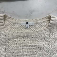 ユニクロ　子供服　セーター100サイズの画像