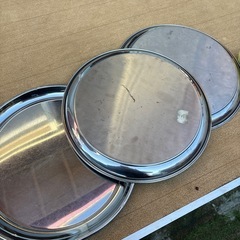 ステンレスお盆1個1000円の画像