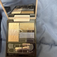 コフレドール　　アイシャドウの画像