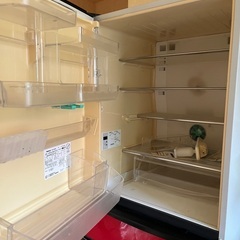 特注品　冷蔵庫　赤　2001年式の画像