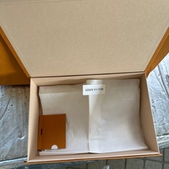 ルイヴィトンギフトボックスの画像