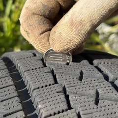 スタッドレスタイヤ　ホイール付き　4本　中古の画像