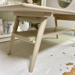 ソファテーブルの画像