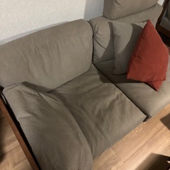 【商談中】高級ソファ、ローテーブル、オッドマンの画像