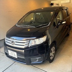 フリードスパイク　車検令和9年3月迄　5人乗りの画像