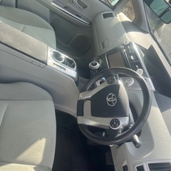 プリウスaの画像