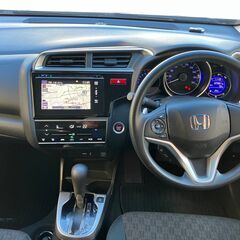 ☆確変☆　車検R8年2月　コミコミ77.7万☆　フィット　3万㎞　の画像