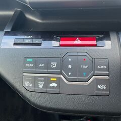 ホンダ　ステップワゴンスパーダ　Ｚインターナビセレクション　車検新規２年付き　ナビ　テレビ　バックカメラ　ETC　両側電動スライドドア　NO２４２１の画像