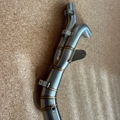 YZF-R1触媒レス中間パイプの画像