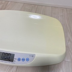 【取引中】ベビースケール　タニタの画像